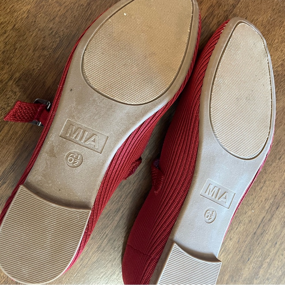 MIA Coral-Red Knit Mary Jane Flats with Silver Buckle - Picture 6 of 7